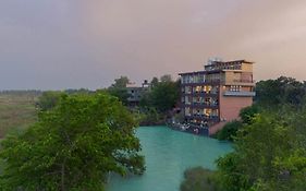 Sukoon By The Ganges With Private Ganga Ghat